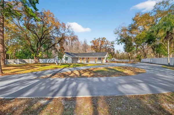 $870,000 | 1120 Country Lane, Lutz, FL 33558