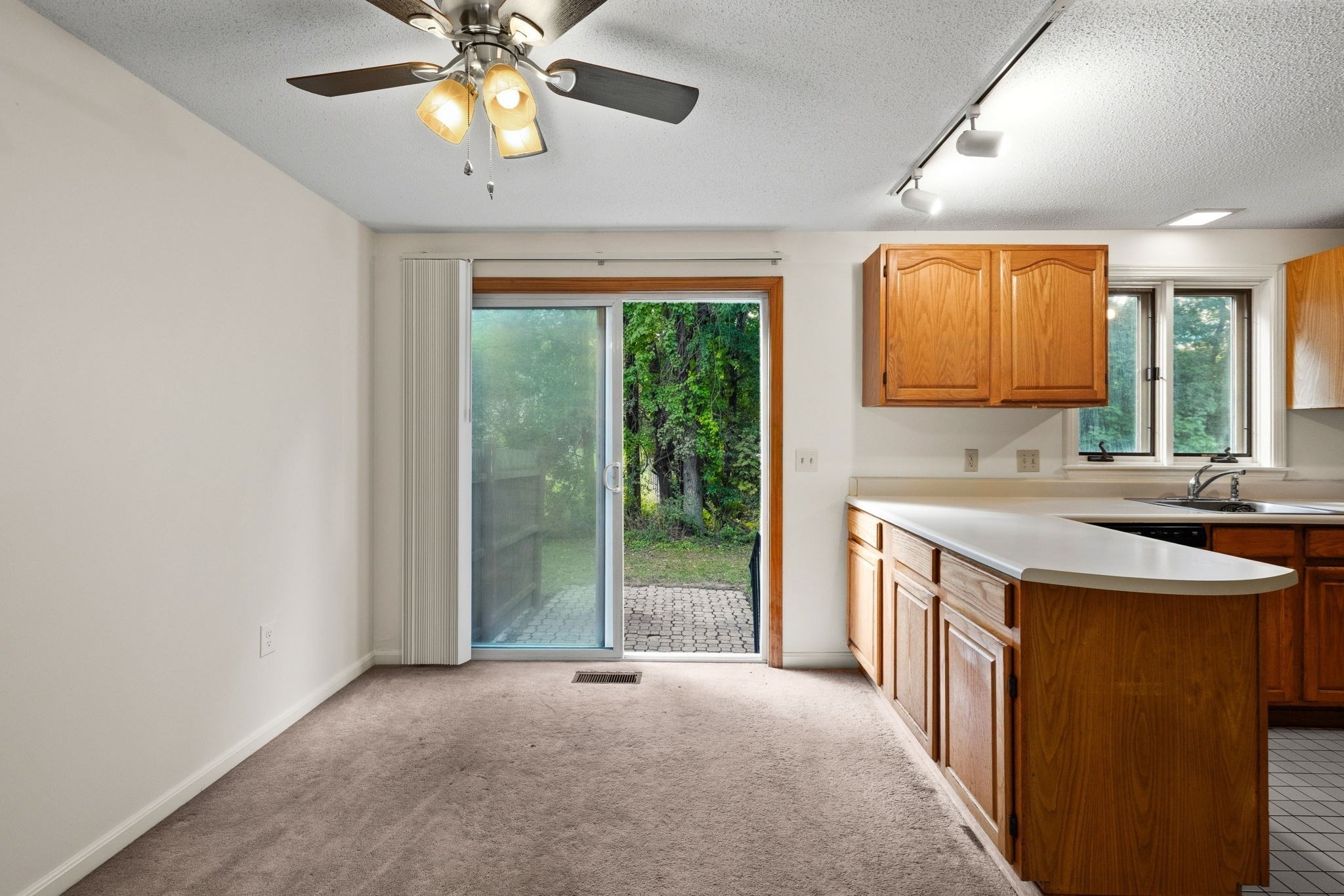 55 Littleton Road, Unit 2E Ayer, MA 01432 - Photo 6 of 34 Gallery Image 6