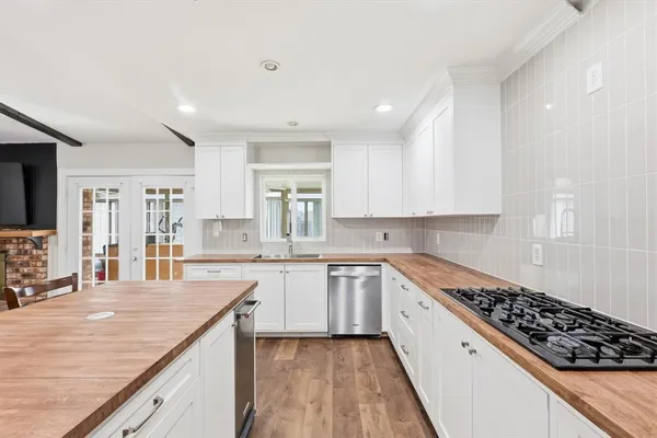 $450,000 | 3304 Bellingham Court, Dallas, TX 75228