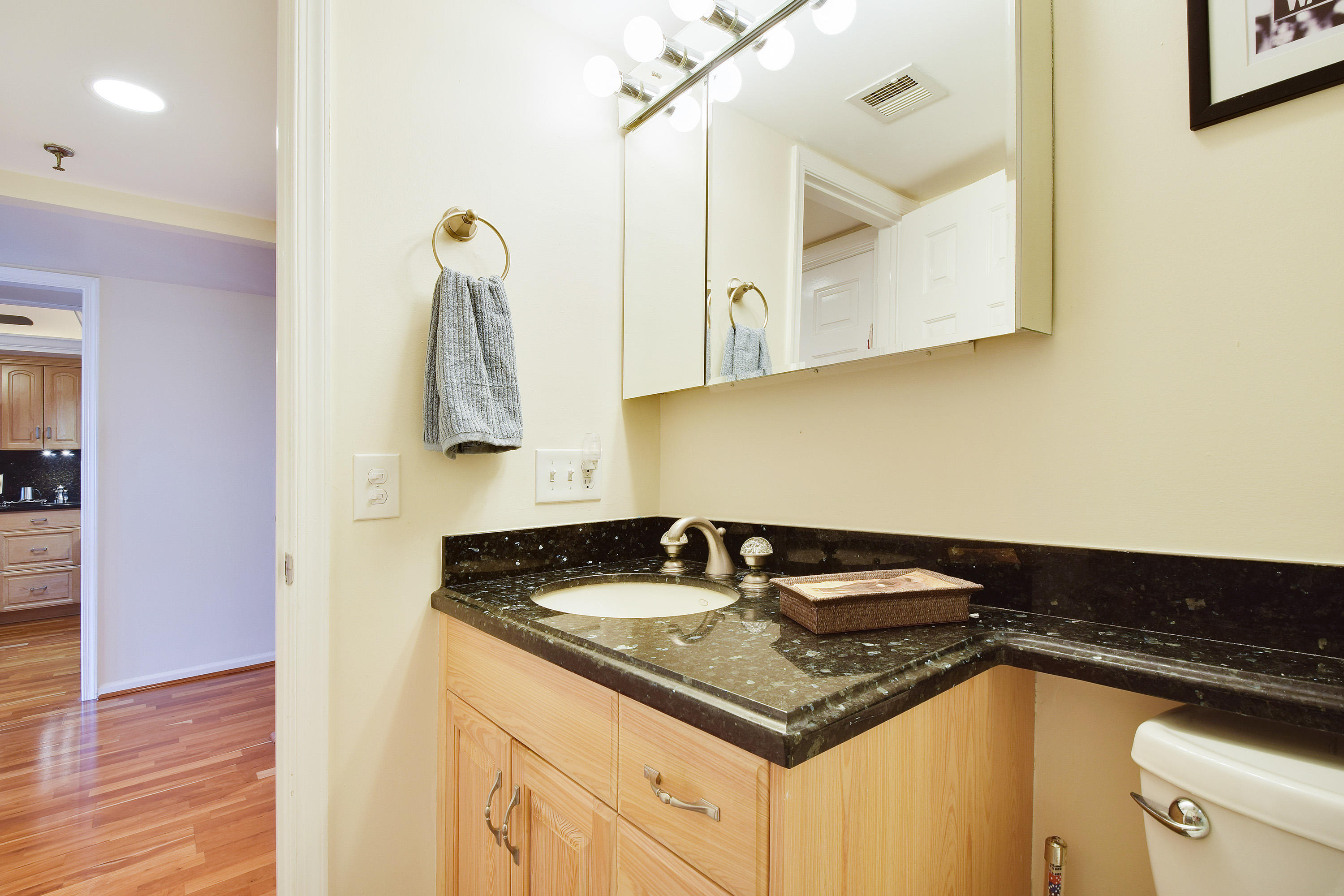 356 Golfview Road, Unit 805 North Palm Beach, FL 33408 - Photo 26 of 43 DSC_0013