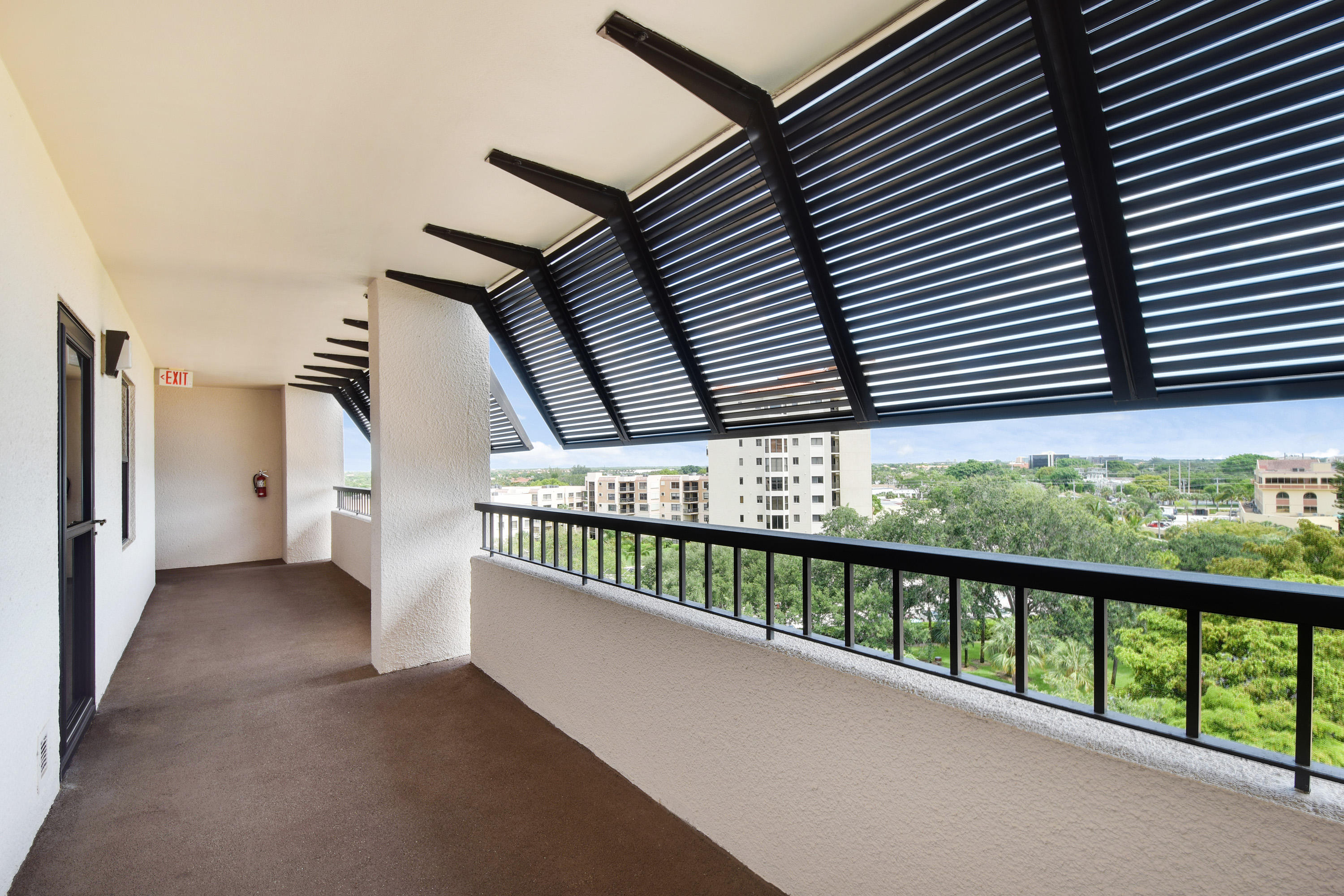 356 Golfview Road, Unit 805 North Palm Beach, FL 33408 - Photo 27 of 43 DSC_0223