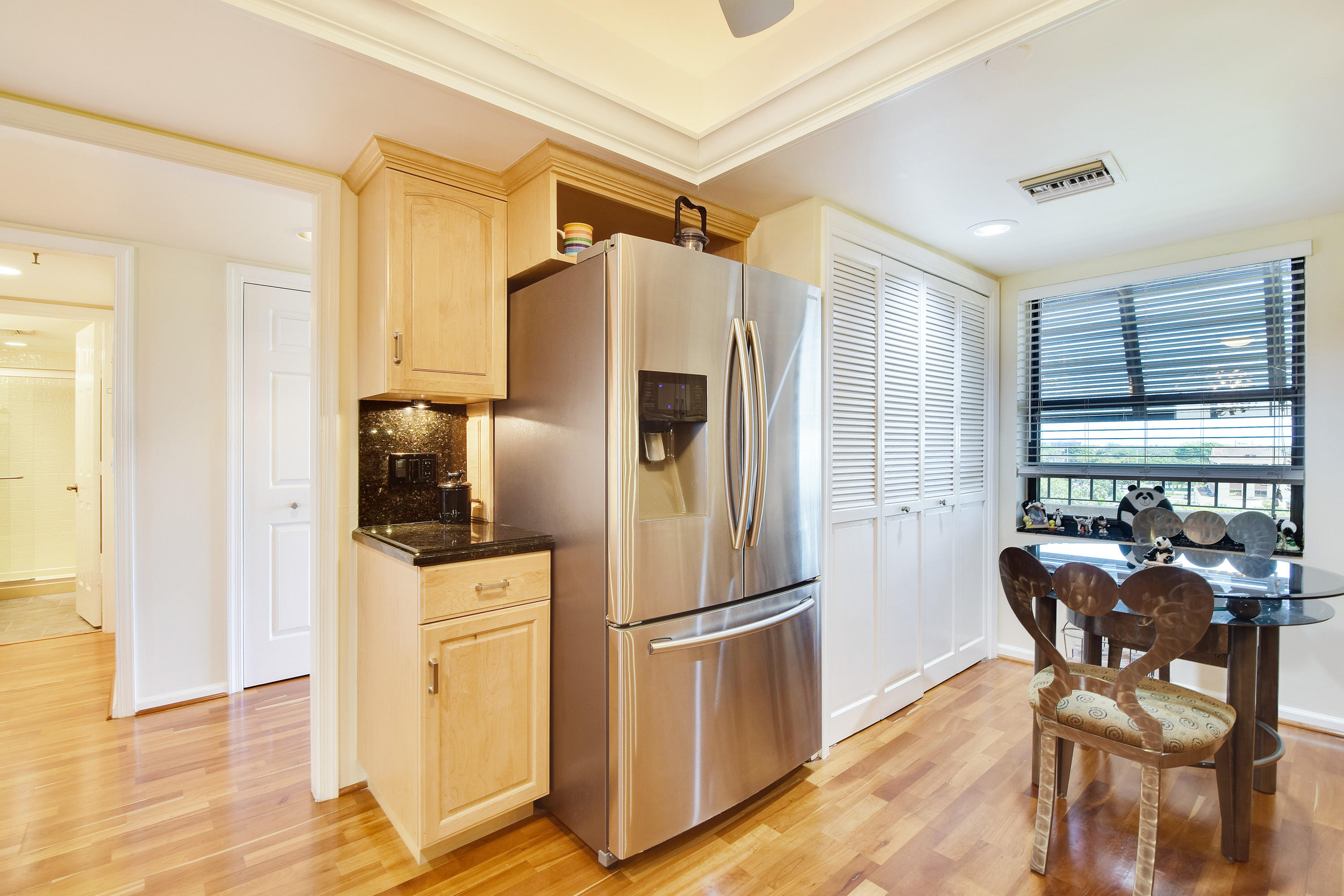 356 Golfview Road, Unit 805 North Palm Beach, FL 33408 - Photo 8 of 43 DSC_0031