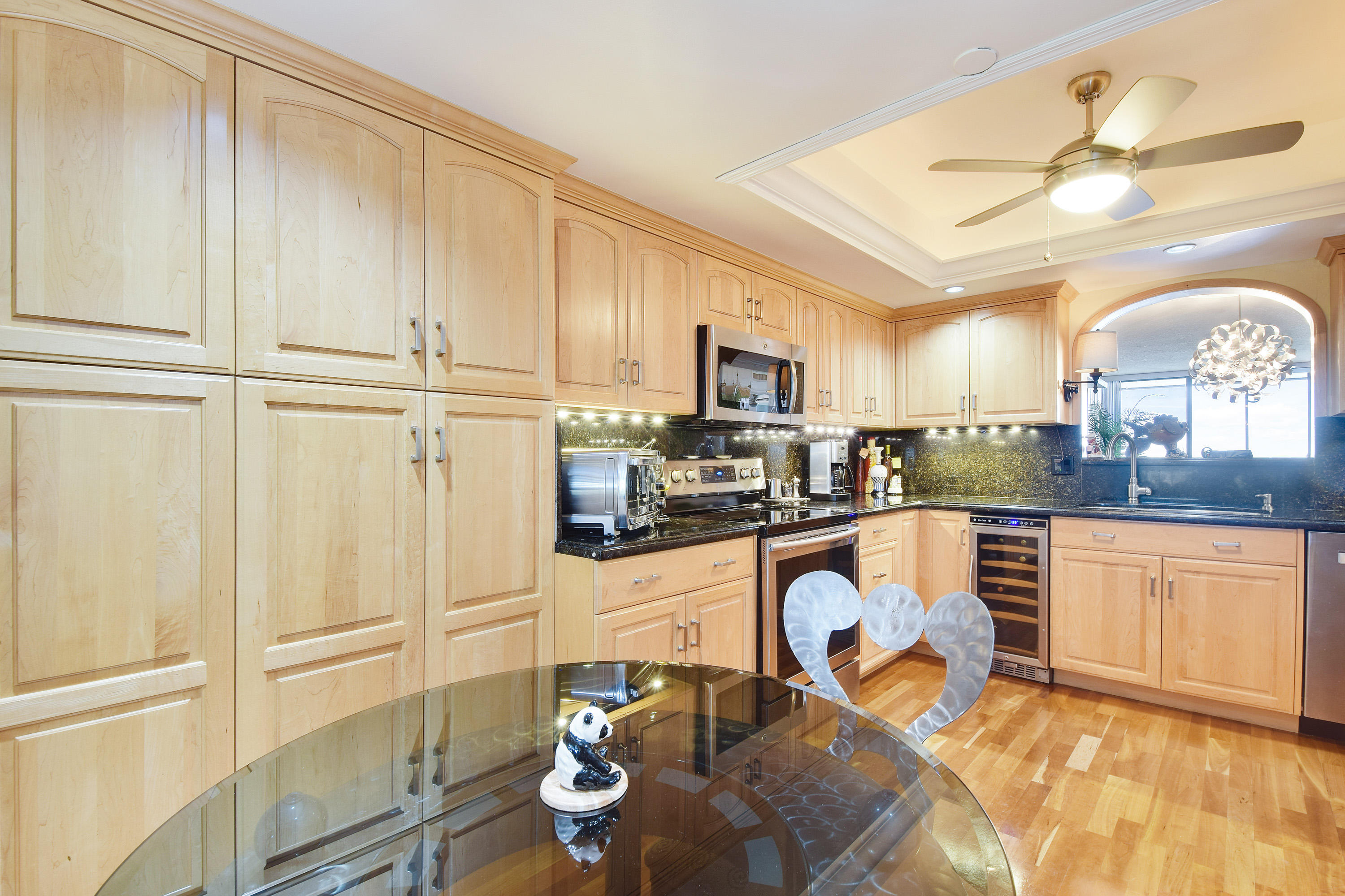 356 Golfview Road, Unit 805 North Palm Beach, FL 33408 - Photo 9 of 43 DSC_0052