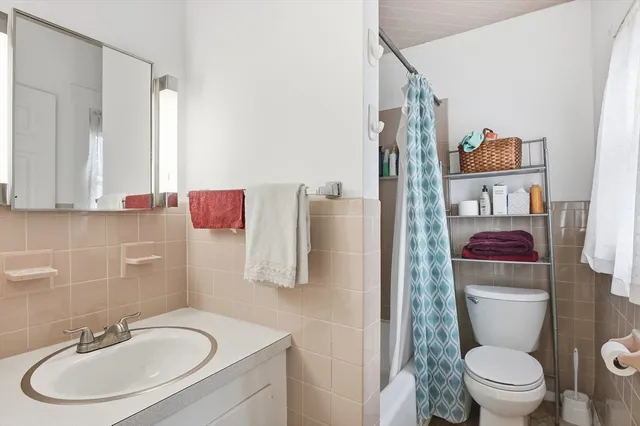 $450,000 | 21 Whitman Street, Leominster, MA 01453