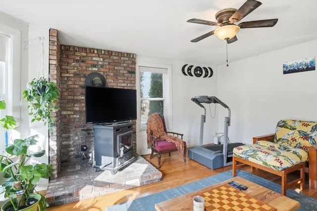 $450,000 | 21 Whitman Street, Leominster, MA 01453