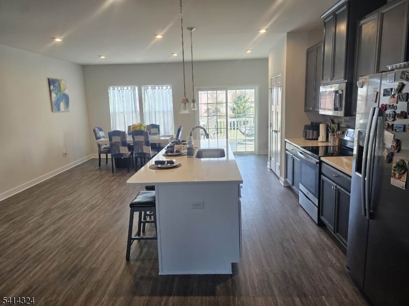 108 Freedom Way Sicklerville, NJ 08081 - Photo 2 of 25