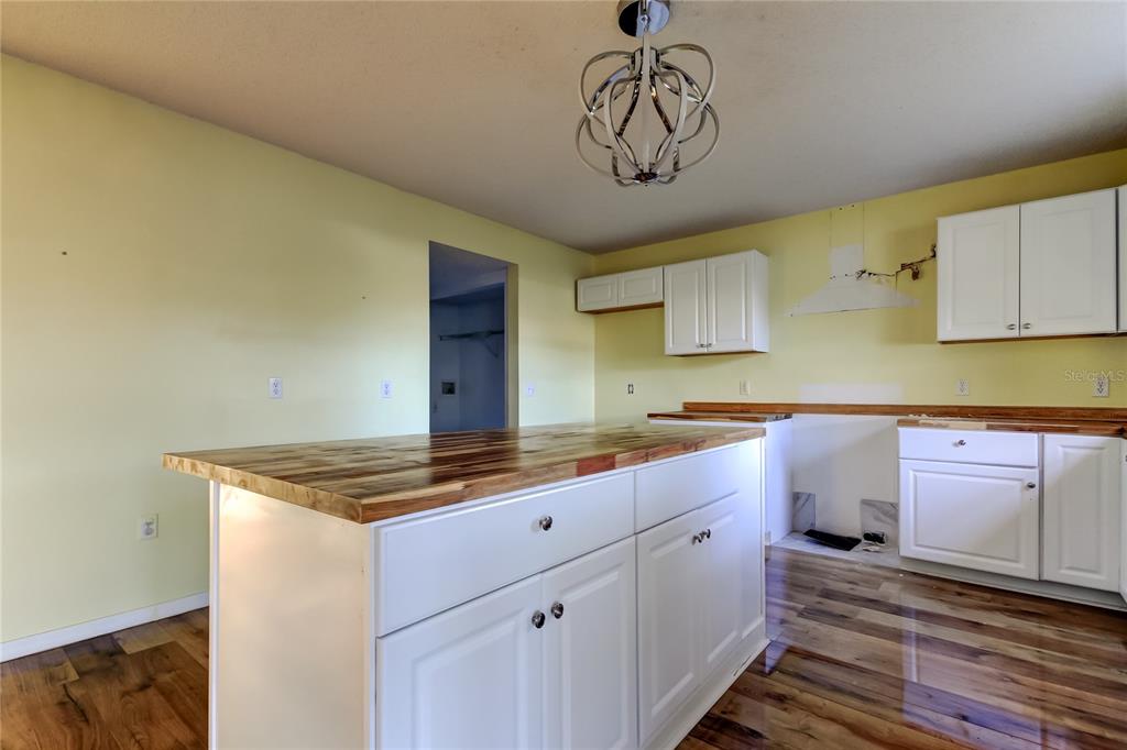 11309 Outrigger Avenue Spring Hill, FL 34608 - Photo 12 of 49