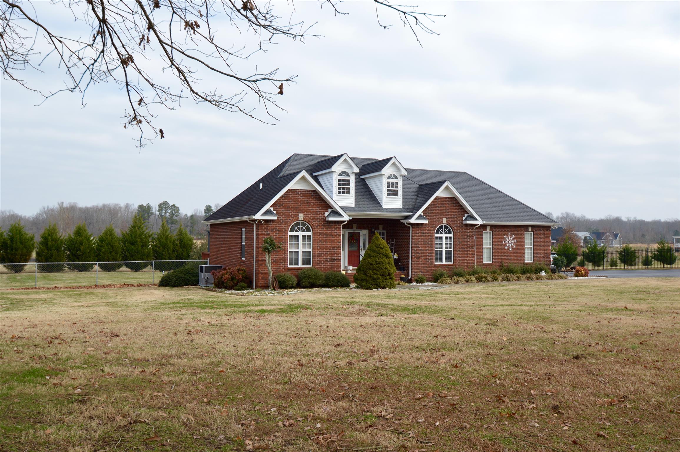 1605 Abiff Road Bon Aqua, TN 37025 - Photo 2 of 18 Gallery Image 2