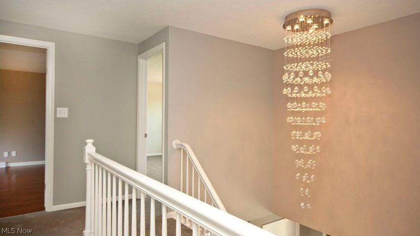 24020 Halburton Road Beachwood, OH 44122 - Photo 13 of 18