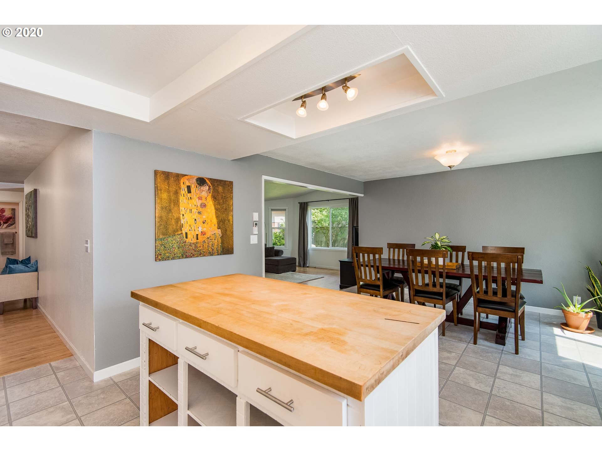 4041 Dillard Road Eugene, OR 97405 - Photo 22 of 32 Gallery Image 22