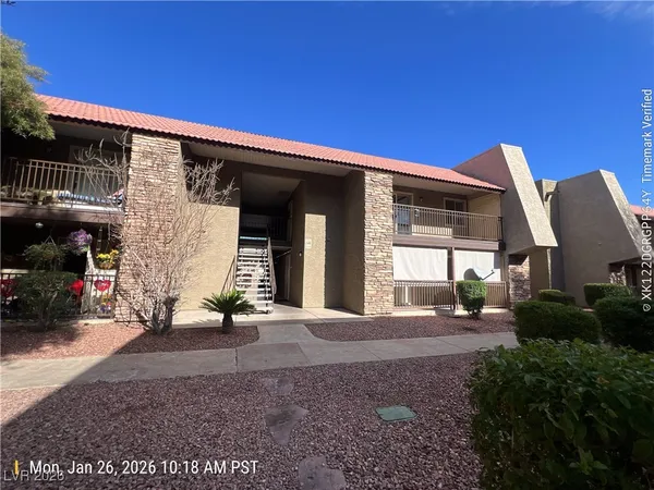 $1,100 | 5242 River Glen Drive, Unit 441, Las Vegas, NV 89103