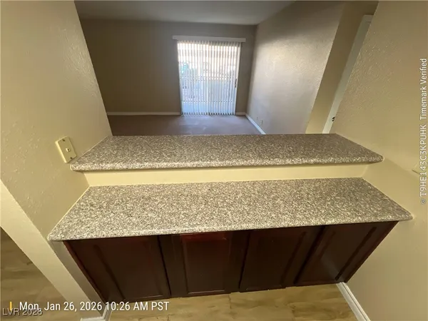 $1,100 | 5242 River Glen Drive, Unit 441, Las Vegas, NV 89103