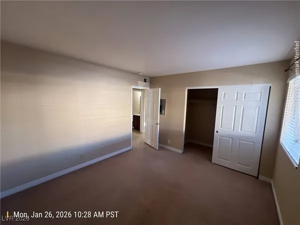 $1,100 | 5242 River Glen Drive, Unit 441, Las Vegas, NV 89103