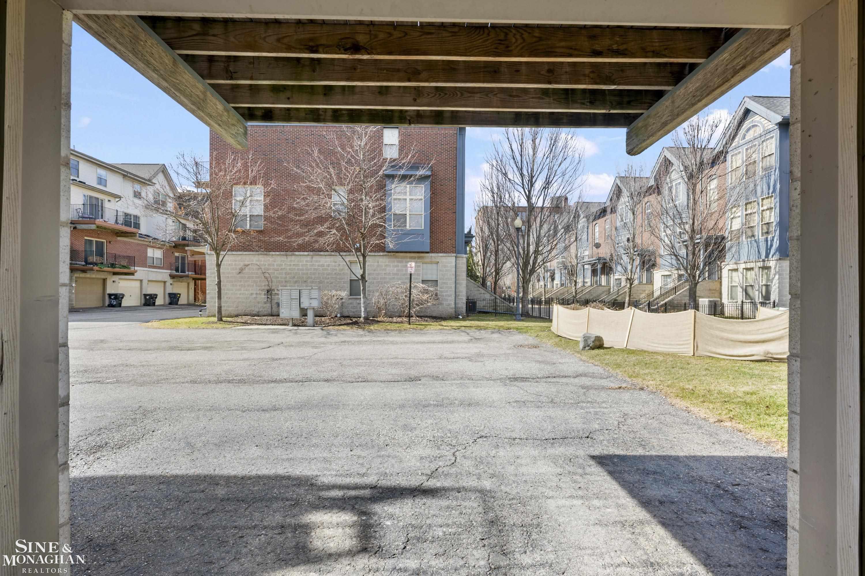 2527 John R Street Detroit, MI 48201 - Photo 35 of 54