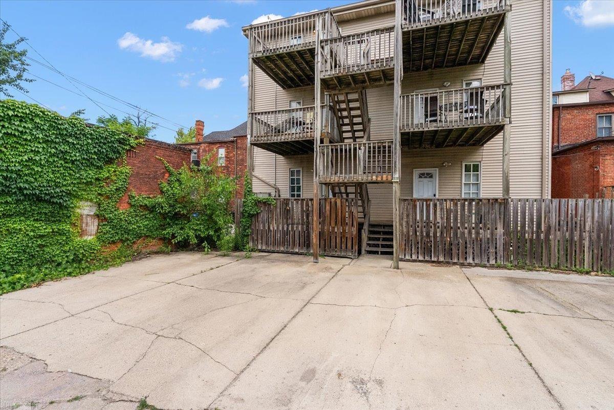 3933 Trumbull Detroit, MI 48208 - Photo 40 of 53