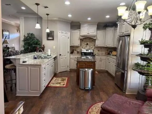 $339,000 | 753 Esperanza Drive, Port Allen, LA 70767