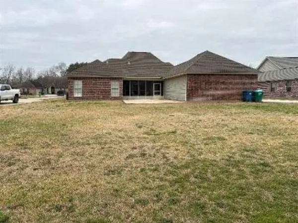 $339,000 | 753 Esperanza Drive, Port Allen, LA 70767