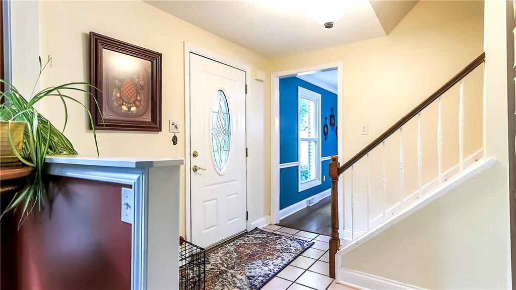 1276 Rolling Meadow Road Pittsburgh, PA 15241 - Photo 2 of 25 Gallery Image 2