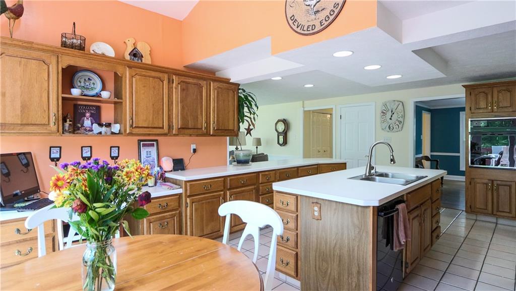 1276 Rolling Meadow Road Pittsburgh, PA 15241 - Photo 11 of 25 Gallery Image 11