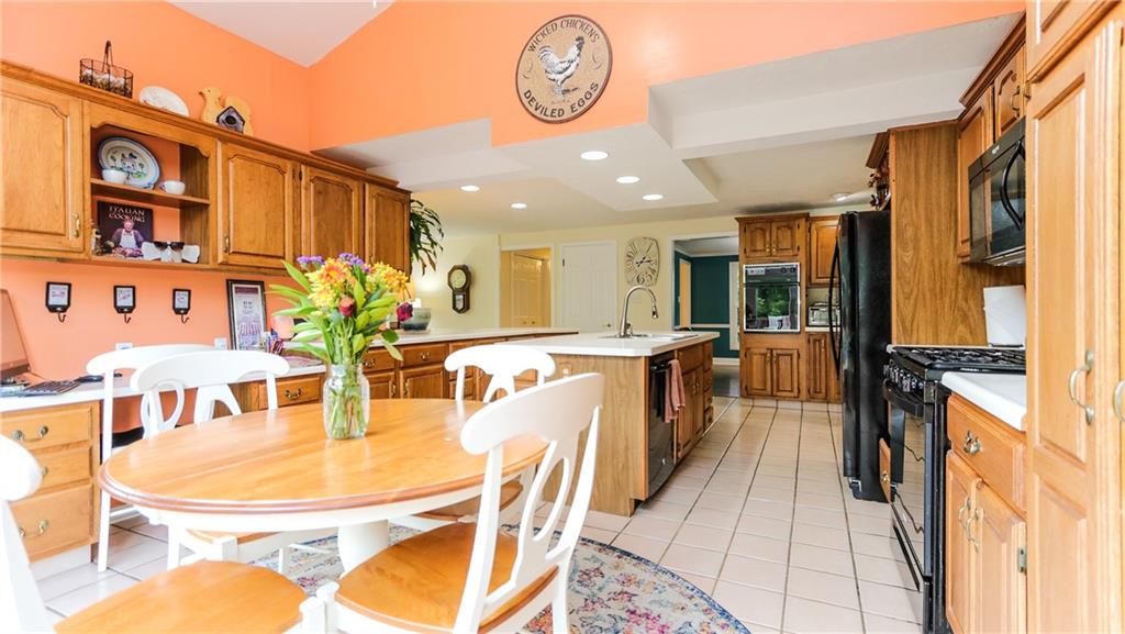 1276 Rolling Meadow Road Pittsburgh, PA 15241 - Photo 12 of 25 Gallery Image 12