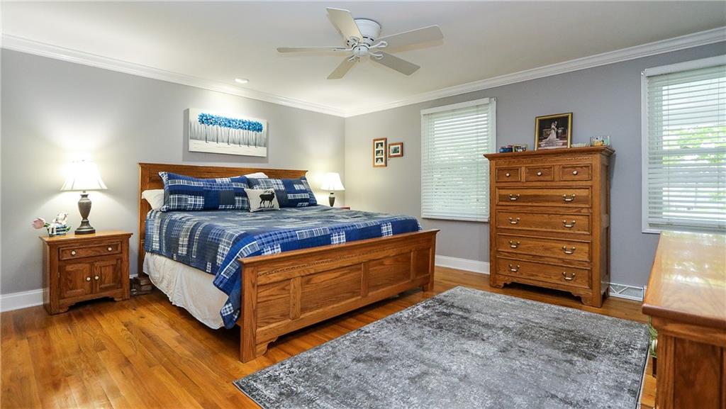 1276 Rolling Meadow Road Pittsburgh, PA 15241 - Photo 14 of 25 Gallery Image 14