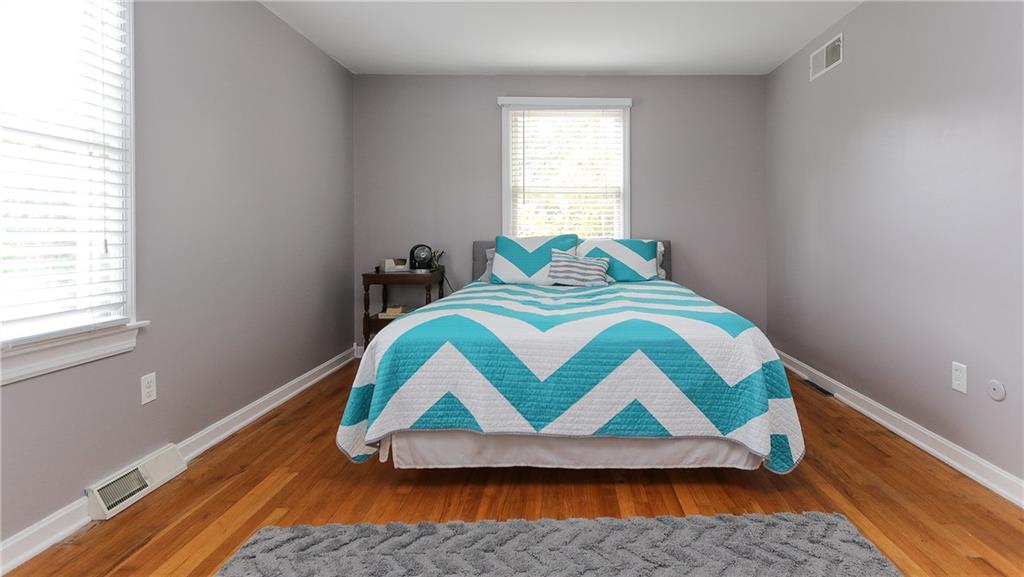 1276 Rolling Meadow Road Pittsburgh, PA 15241 - Photo 17 of 25 Gallery Image 17