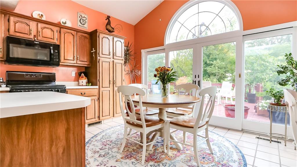 1276 Rolling Meadow Road Pittsburgh, PA 15241 - Photo 10 of 25 Gallery Image 10