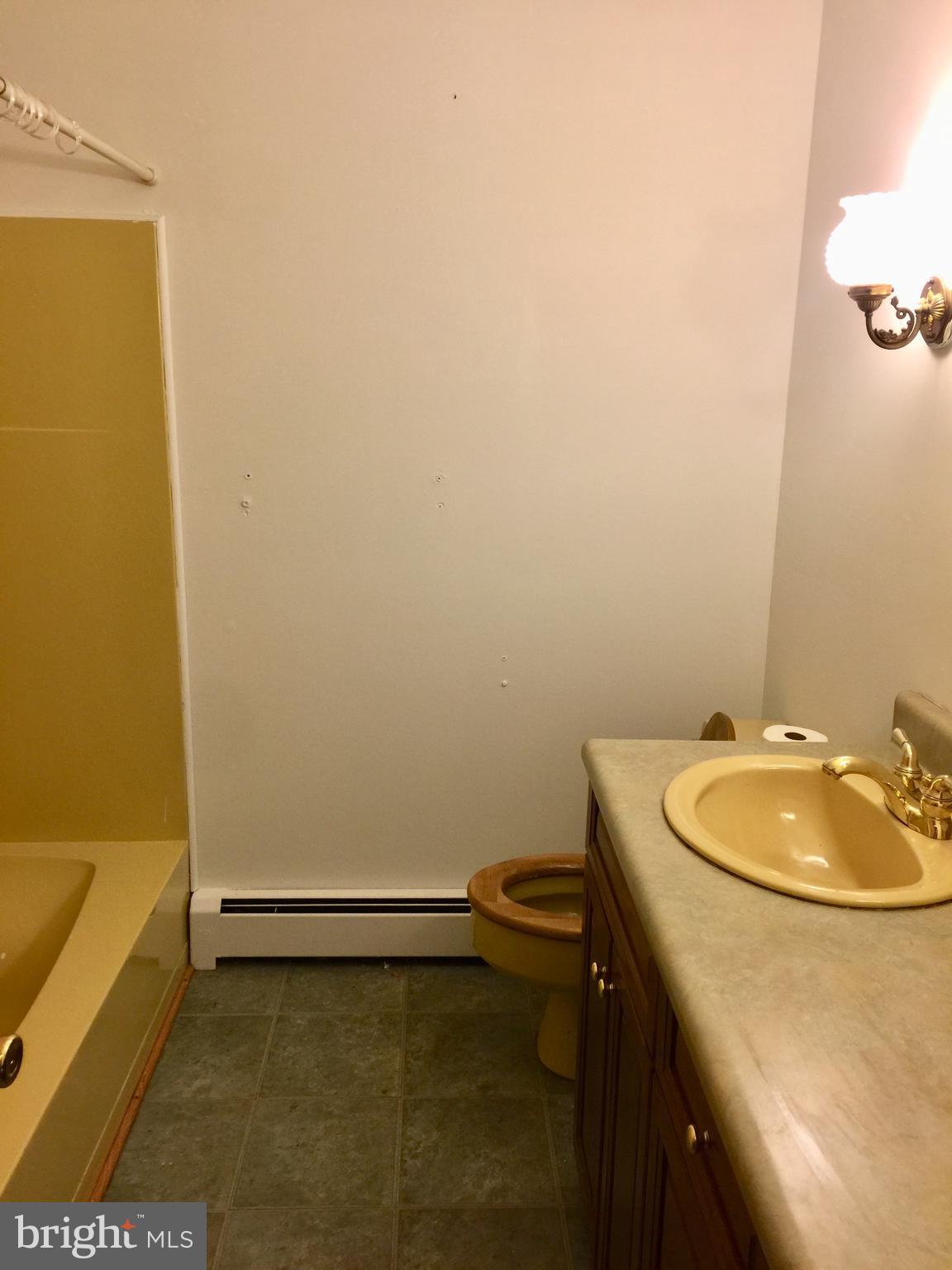 3536 Beckleysville Road Manchester, MD 21102 - Photo 24 of 30 Main level bathroom
