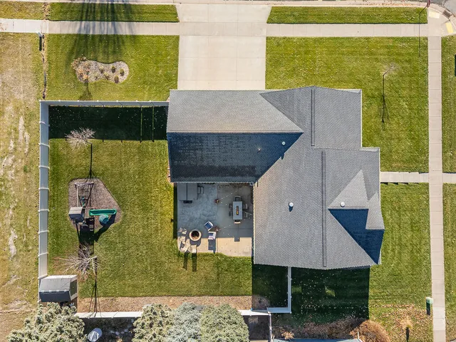 $549,000 | 905 Pioneer Drive, Holmen, WI 54636