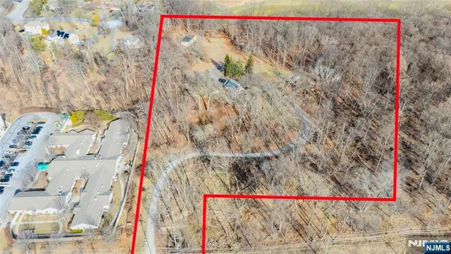 a picture of water with a living room