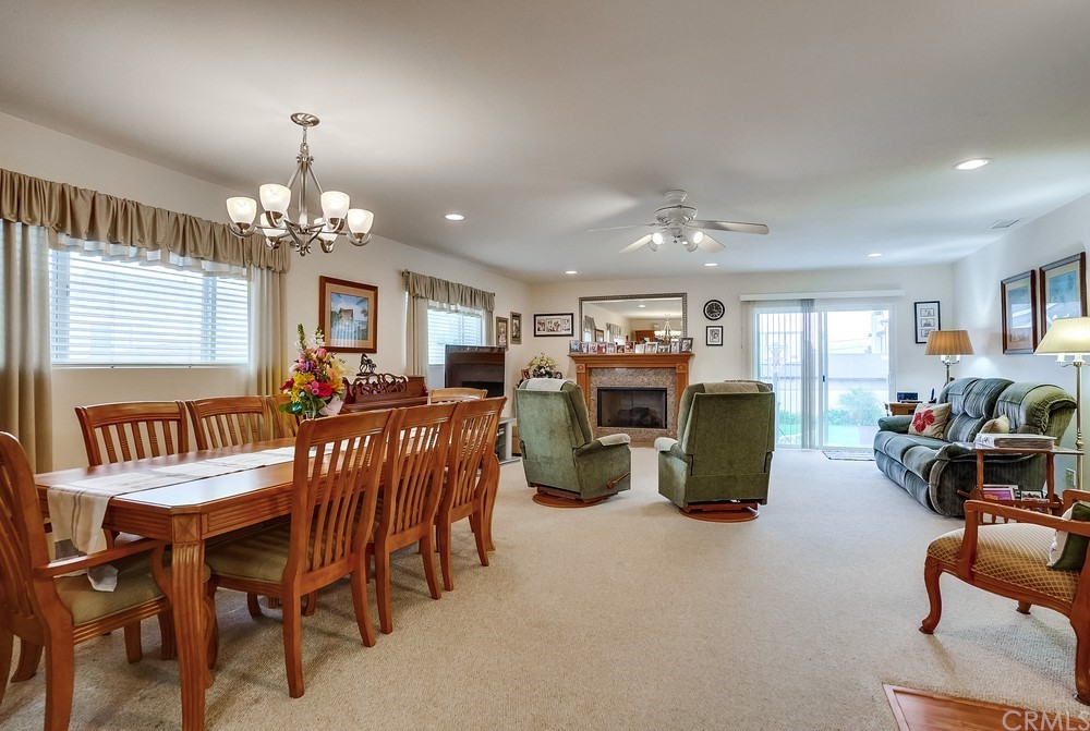 2418 Ives Lane Redondo Beach, CA 90278 - Photo 15 of 31 Family room