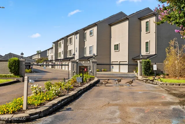 $3,500 | 13 Breakers Lane, Ridgeland, MS 39157