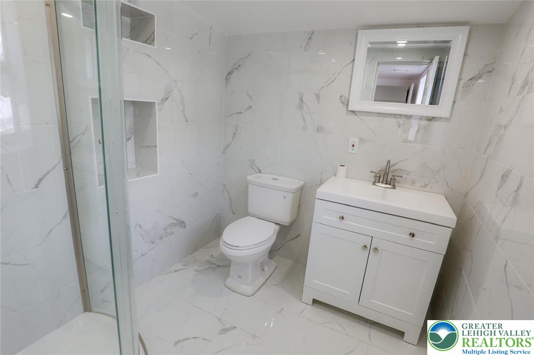 2270 Easton Road Bethlehem, PA 18015 - Photo 24 of 45