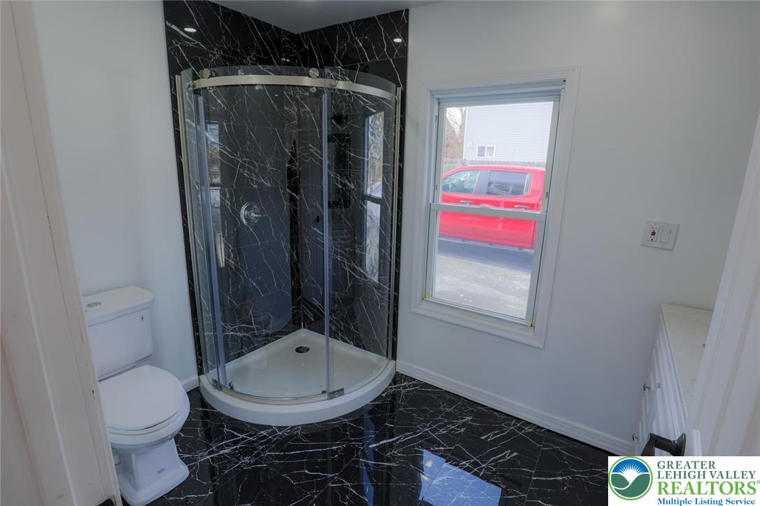 2270 Easton Road Bethlehem, PA 18015 - Photo 29 of 45