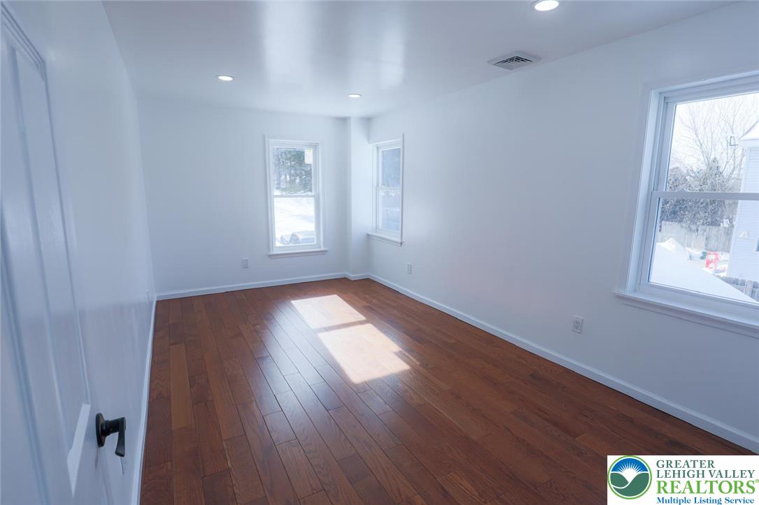 2270 Easton Road Bethlehem, PA 18015 - Photo 37 of 45