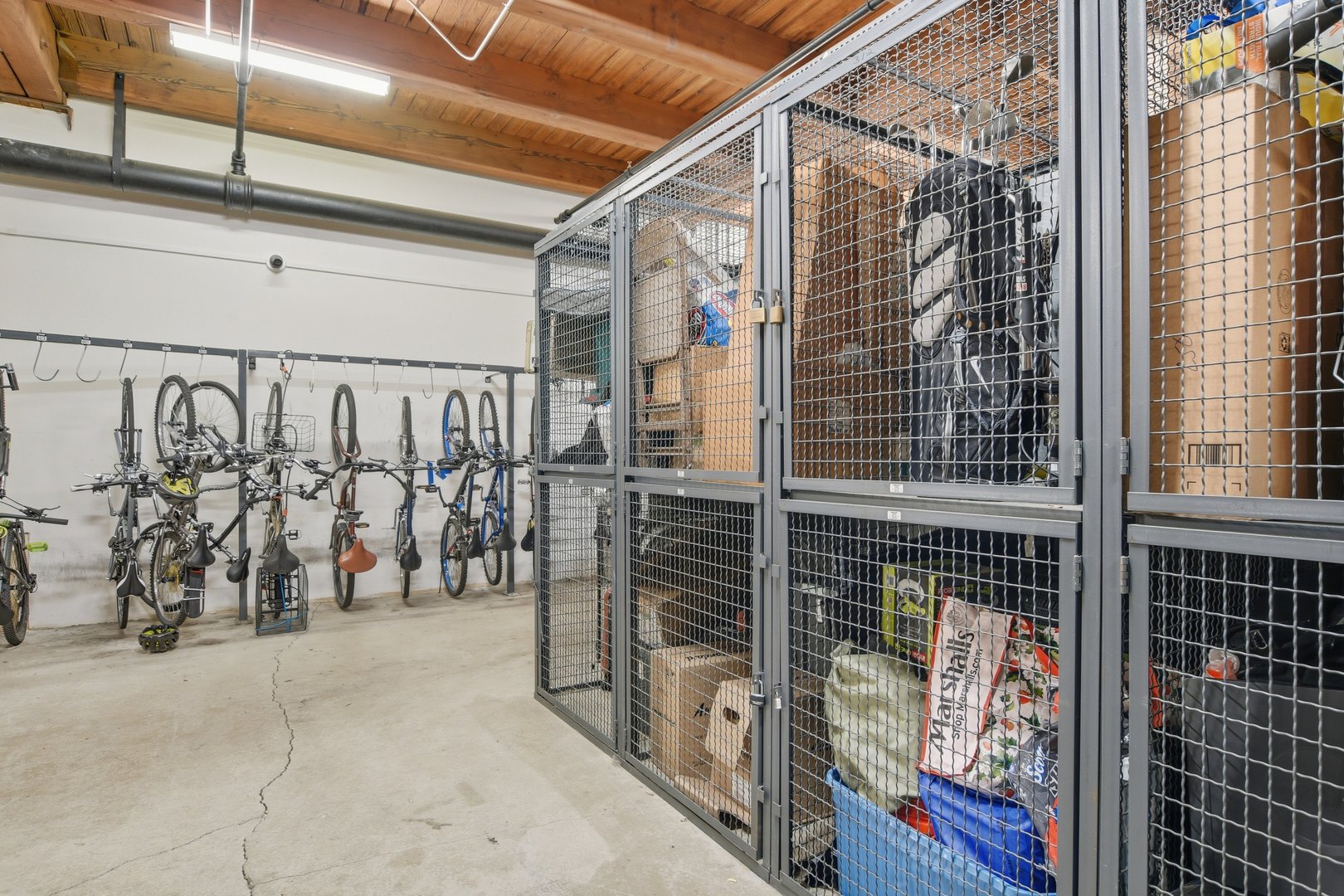 1250 West Van Buren Street, Unit 313 Chicago, IL 60607 - Photo 15 of 16 a view of front door