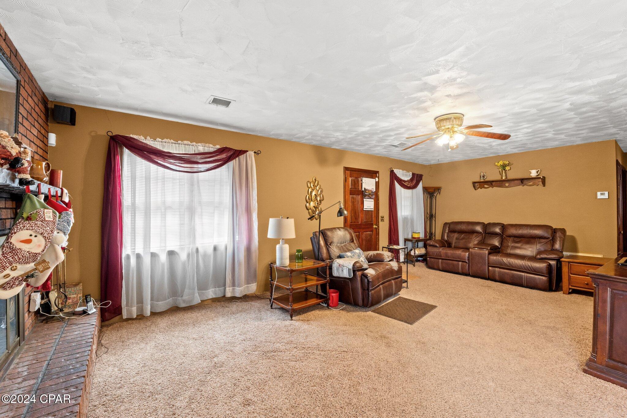 1928 Tobe Retherford Road Bonifay, FL 32425 - Photo 7 of 46 Gallery Image 7
