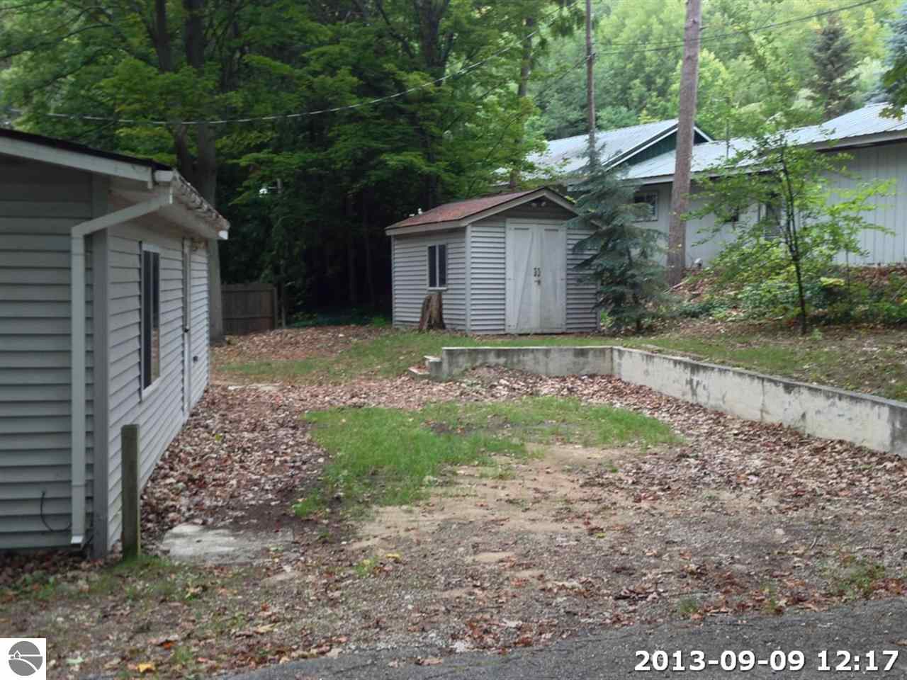 4270 Five Mile Road Williamsburg, MI 49690 - Photo 3 of 14 1777025-2.JPG