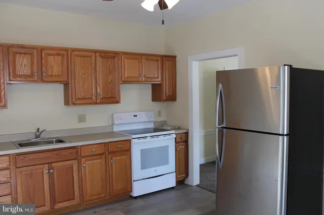 $1,300 | 2093 Highway 212, Coopersburg, PA 18036