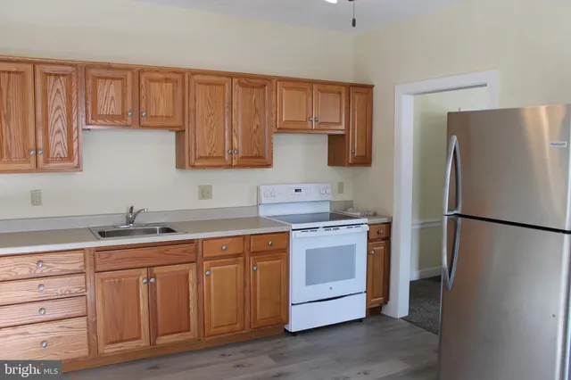 $1,300 | 2093 Highway 212, Coopersburg, PA 18036