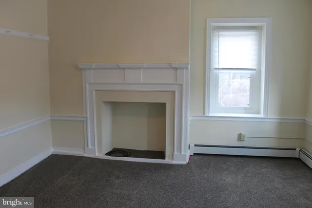 $1,300 | 2093 Highway 212, Coopersburg, PA 18036