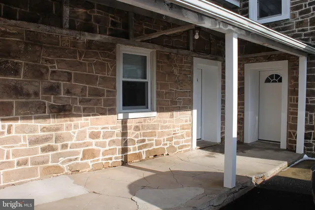 $1,300 | 2093 Highway 212, Coopersburg, PA 18036