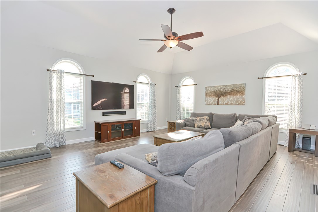 209 Bay Road Norton, MA 02766 - Photo 12 of 41 Gallery Image 12