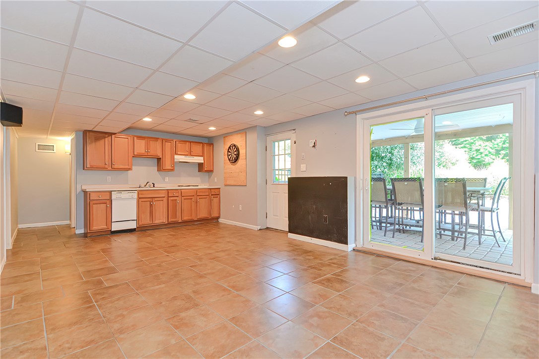 209 Bay Road Norton, MA 02766 - Photo 28 of 41 Gallery Image 28