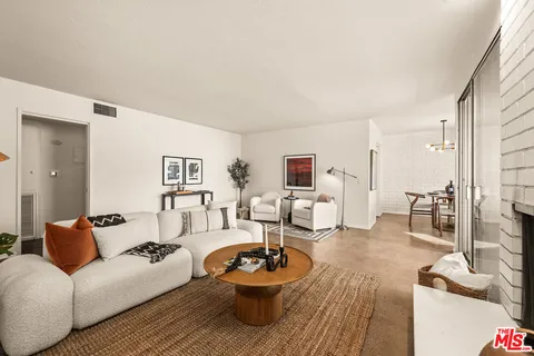 $750,000 | 8401 Fountain Avenue, Unit 13, West Hollywood, CA 90069