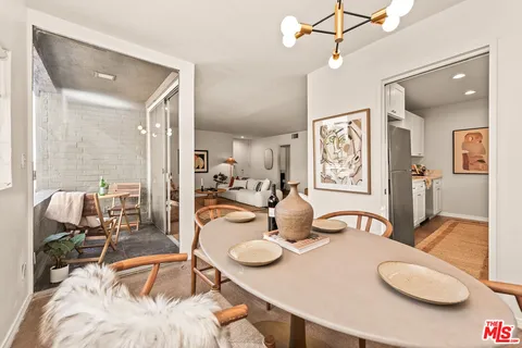 $750,000 | 8401 Fountain Avenue, Unit 13, West Hollywood, CA 90069