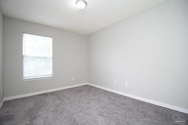 $1,495 | 1927 America Avenue, Gulf Breeze, FL 32563