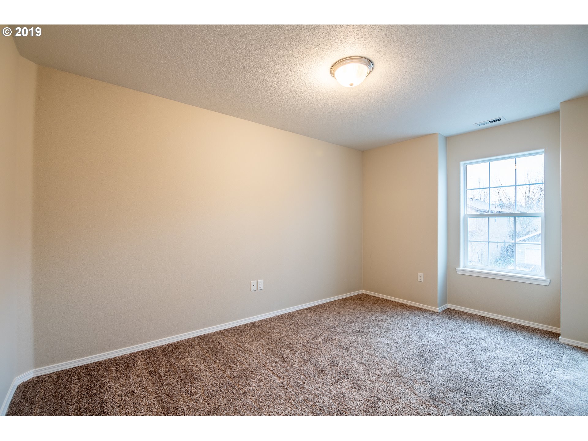724 Northeast Mariners Loop Portland, OR 97211 - Photo 23 of 29 Gallery Image 23