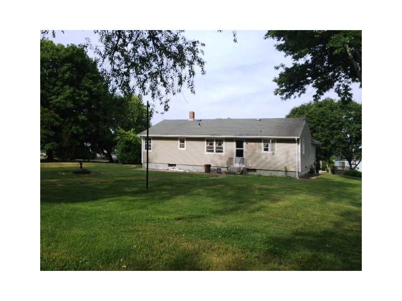 9 Elizabeth Street Westerly, RI 02891 - Photo 2 of 10 Exterior Back.