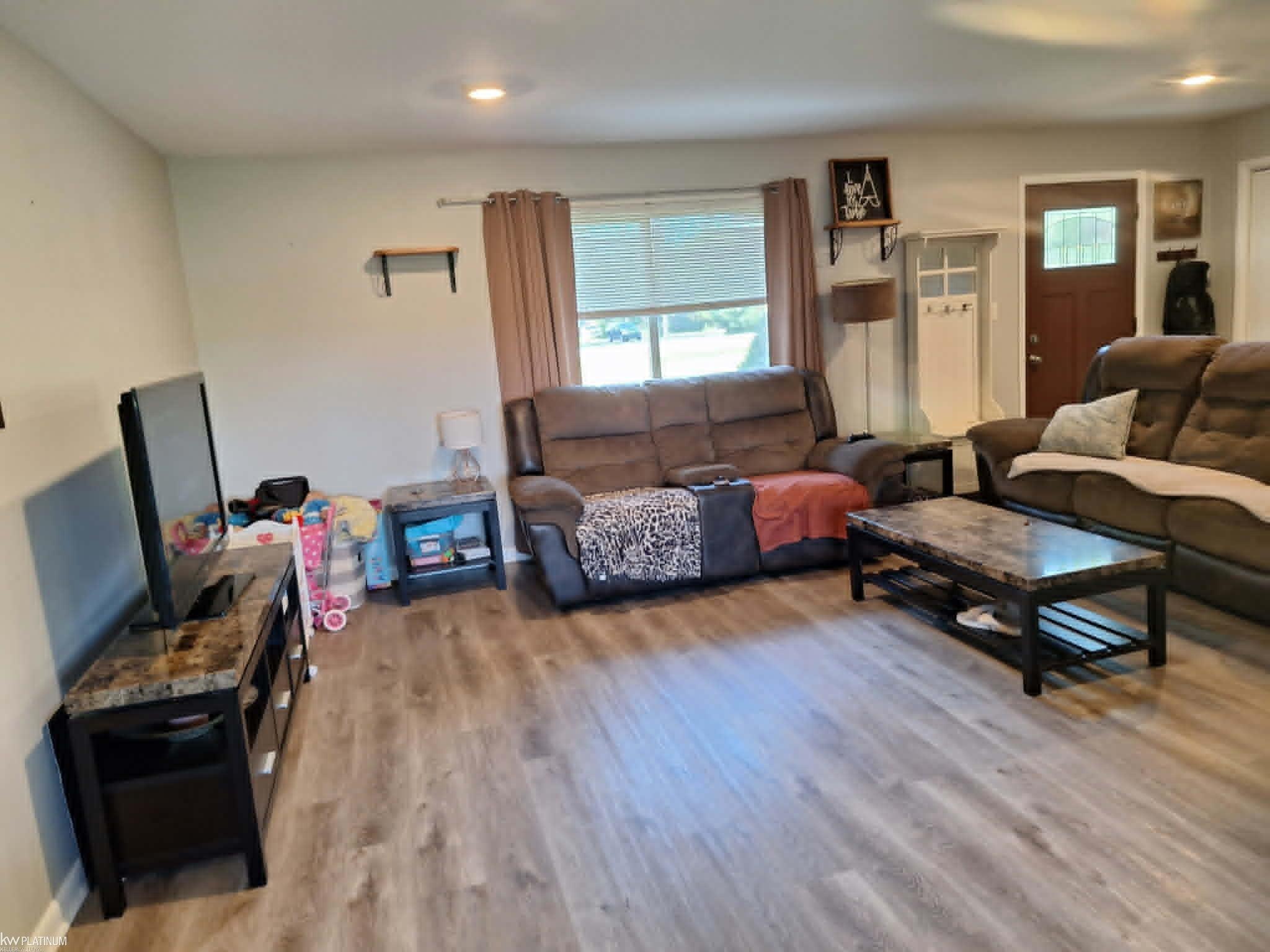 400 East Frenchline Road Sandusky, MI 48471 - Photo 8 of 21